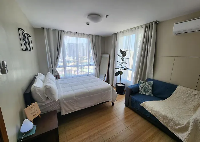 Holiday home Panoramic Skyline Views Cozy Vibes Near It