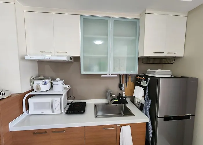 Panoramic Skyline Views Cozy Vibes Near It Holiday home *